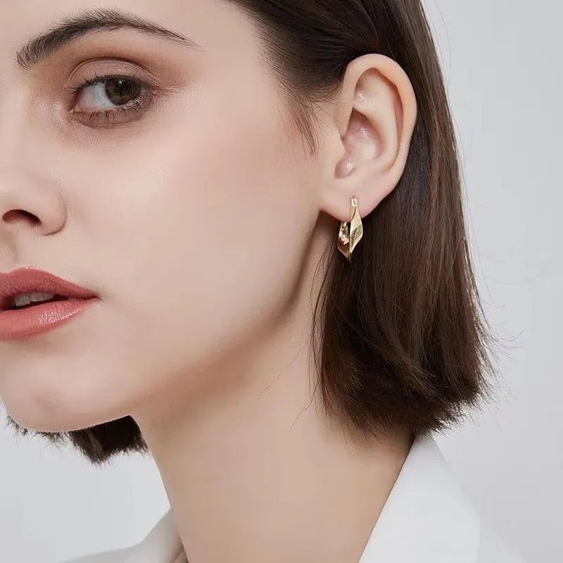 Nuevos pendientes de plata de ley 925 con forma irregular, encantadores, personalizados, de moda, regalo de cumpleaños para mujer, joyería fina