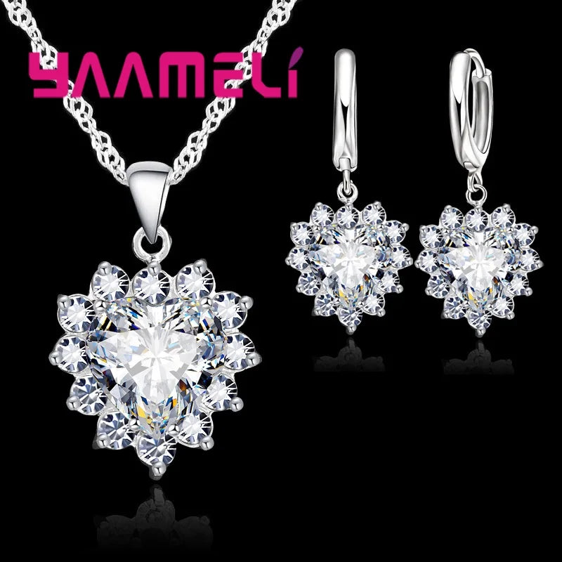 Trendiges 925 Sterling Silber Schmuckset für Damen mit Herz-Zirkonia-Anhänger, Halsketten und Ohrringen – LIEBE Jubiläumsgeschenk