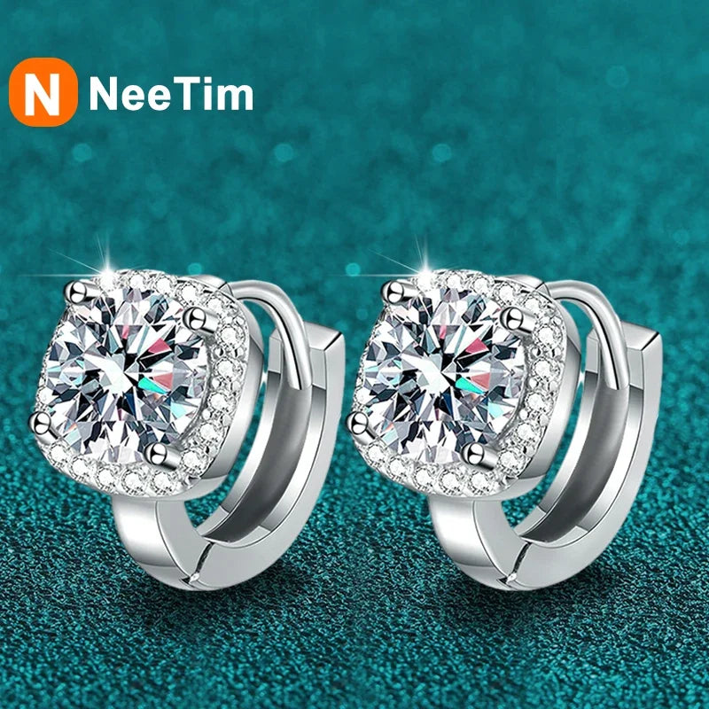 NeeTim 1ct Moissanite Ohrringe für Damen S925 Sterlingsilber mit 18 Karat vergoldeten Creolen Hochzeitsschmuck mit Zertifikat