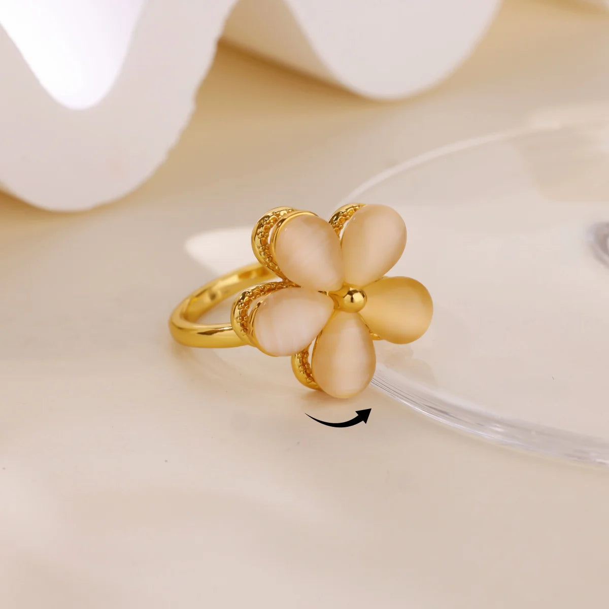 Luxus Zirkon Drehbarer Blumen-Herz-Ring für Frauen Edelstahl Goldfarben Offener Ring 2025 Neue Mode Hochzeits-Paarschmuck
