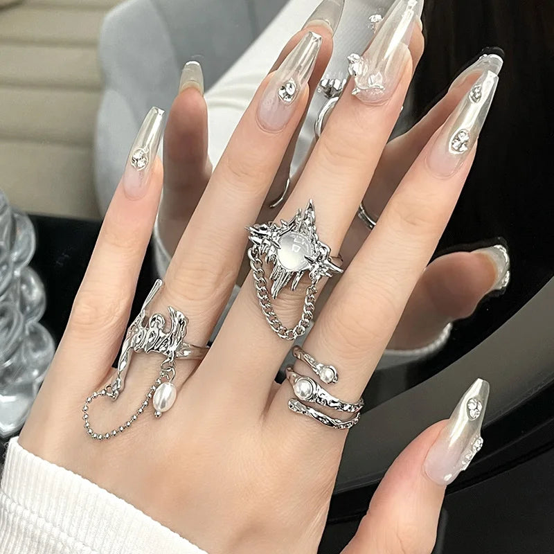 Vintage unregelmäßiger Perlen-Offener Ring für Frauen Männer Punk Gothic Silberfarbe Kristall Verstellbare Paarringe Y2K Egirl Schmuck Geschenke