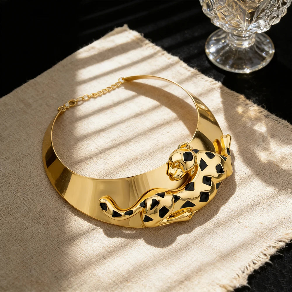 Damen Schmuckset Afrikanische Mode Leopard Halskette Ohrringe 18K vergoldet Tierform Armband Ring Kupfer Dubai Schmuck Geschenk