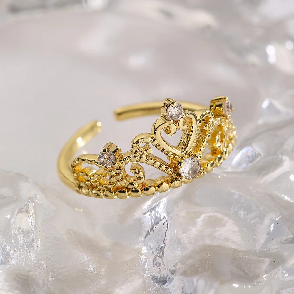 NEWBUY 2025 Trendige goldfarbene Kronen-Anhänger-Fingerringe, offenes Design, verstellbar, glänzende Zirkonia-Hochzeits-Schmuck für Damen