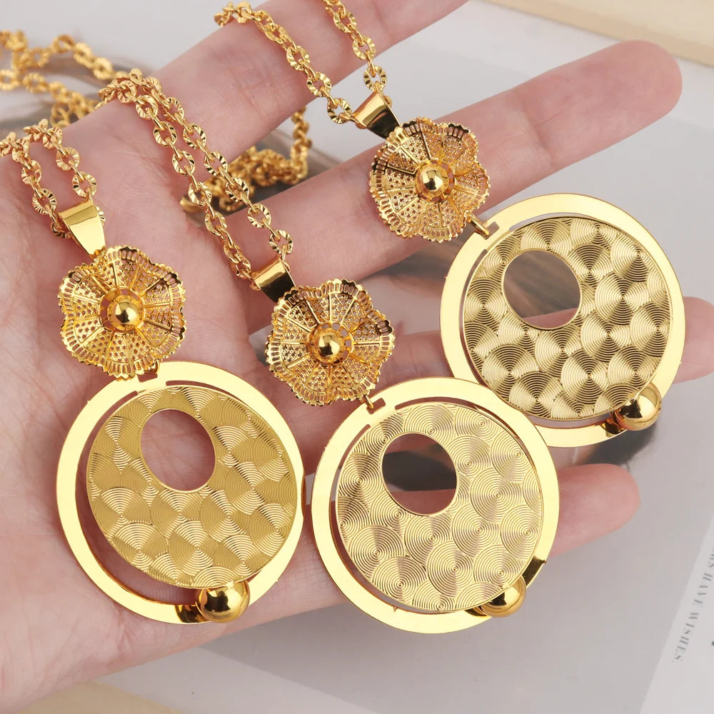 Afrikanisches Goldfarbenes Damen-Halsketten- und Ohrringe-Set im Trend Dubai Blumen-Hohl-Schmuckset Geschenk für Party, Hochzeit, Alltag