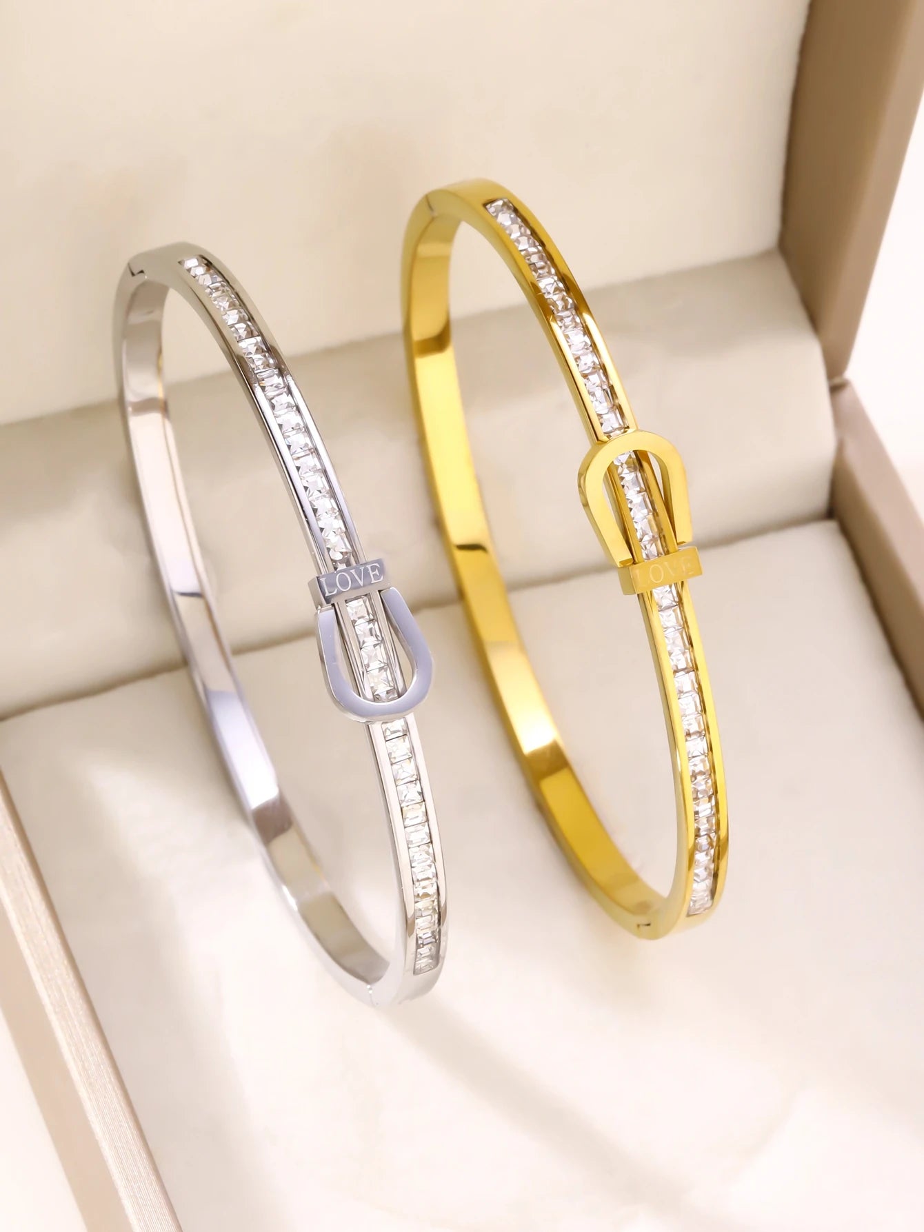 1 Stück/Set Damen Hochzeitsschmuck Party Feiertag Valentinstag Geschenk Edelstahl Armband 18K vergoldet Armband