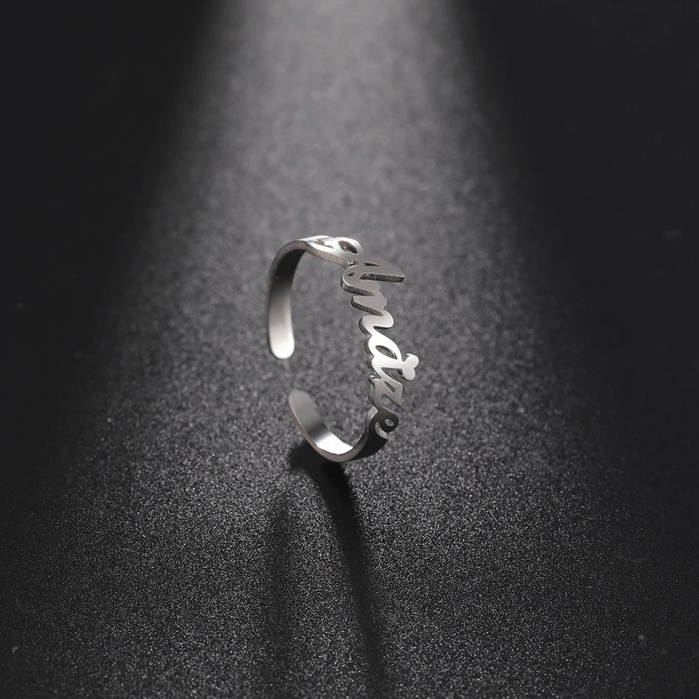 Personalisierter Doppel-Vorname-Ring für Damen und Herren, personalisiertes Paar-Familien-Geschenk, goldfarbener Edelstahl-Metallschmuck