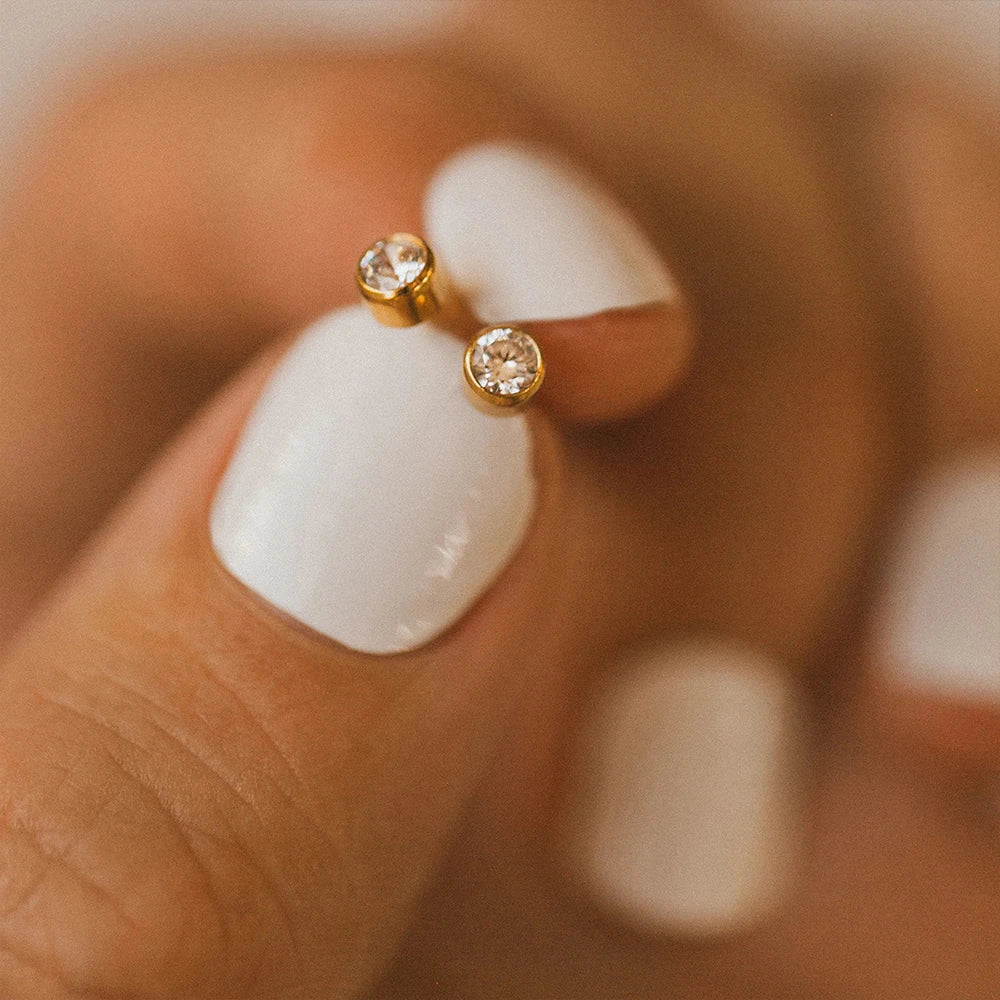 316L Edelstahl Geburtsstein Ohrstecker Piercingpistole Goldfarbene Push-Back Ohrringe Piercing Sicher für Baby und Frauen Geschenk Schmuck