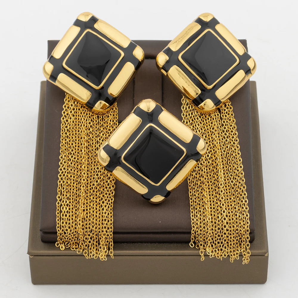 Luxuriöse Quastenohrringe mit Ringset für Dubai Afrikanisches Goldfarben- und Schwarzfarben-Schmuckset Quadratisches Design Ohrringe