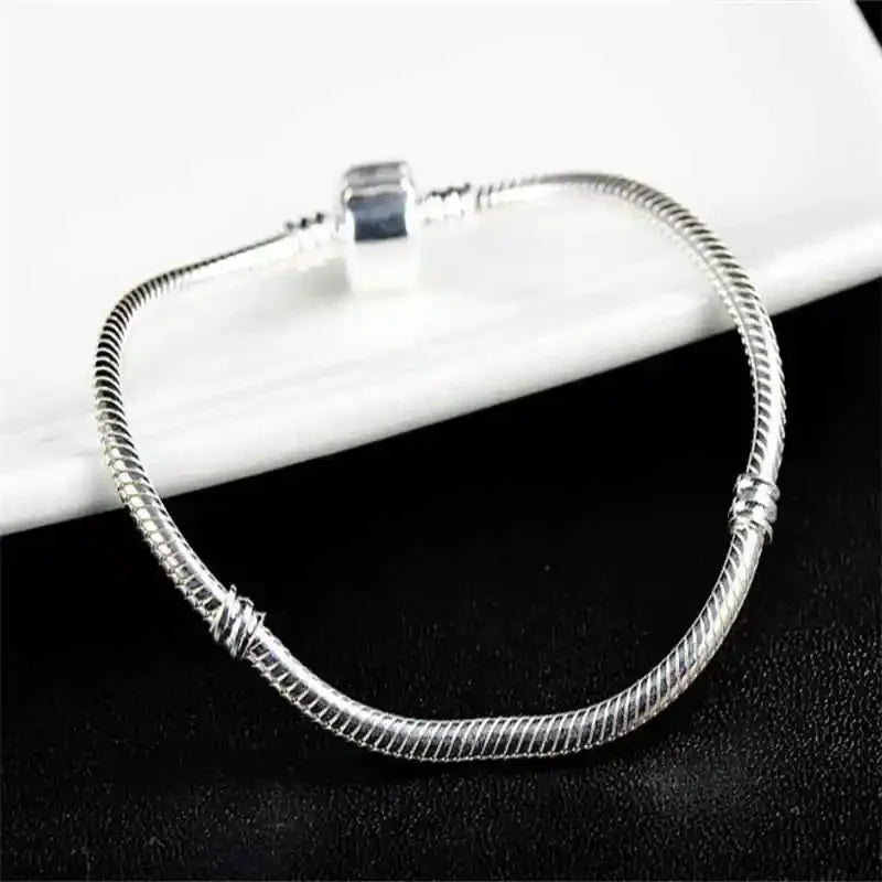 Berühmte Marke Original Zertifiziert 925 Sterling Silber Armband für Frauen DIY Charms Perlen Schlangenkette Klassischer Handgelenkschmuck