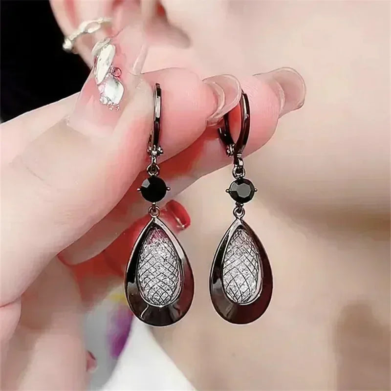 Bunte Blumen Schmetterling Ohrringe Siebenteiliges Set Für Frauen Mode Personalisierte Tägliche Accessoire Party Schmuck Geburtstagsgeschenke