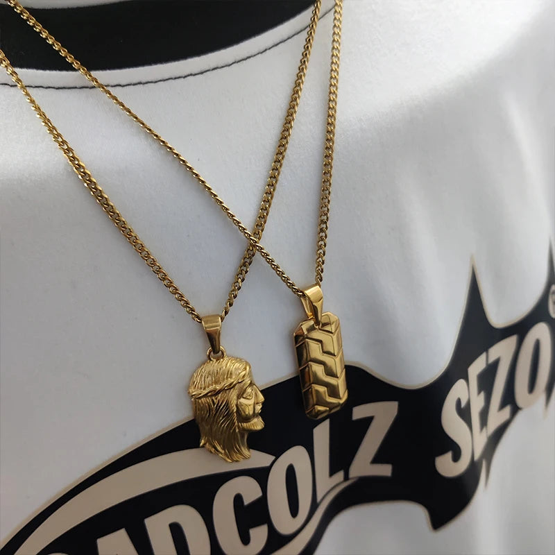 Oferta Especial de Collar Hip Hop para Hombre, Acero Inoxidable Chapado en Oro de 18K, Joyería Clásica para Hombre, Colgante Cuadrado con Diseño de Huella de Neumático