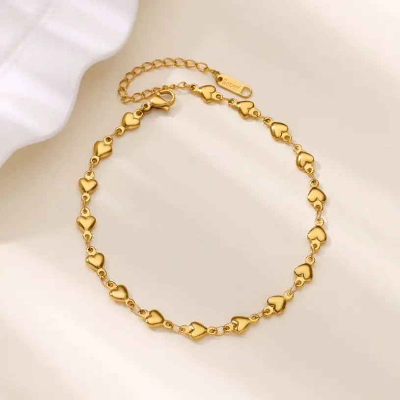 Edelstahl Herzarmbänder für Damen Goldfarben Geometrisches Herzarmband Mode Hochzeit Wasserdichter Schmuck Geschenk