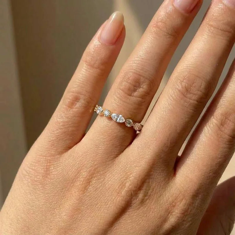 925 Sterling Silber Klassischer Zirkon Marquise Stapelbarer Ring für Frauen Verlobung Hochzeit Luxus Mode Hochwertiger Edelschmuck
