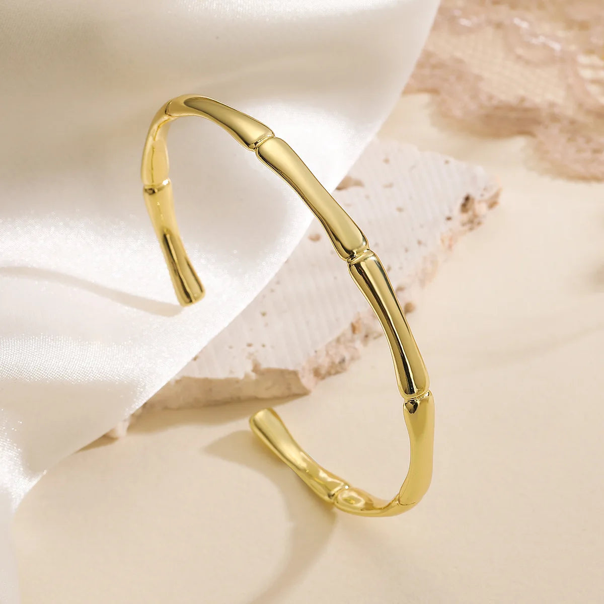 NEWBUY Heißer Verkauf Hochwertige Gold/Silber Farbe Herz Armreifen für Frauen Edelstahl Party Schmuck