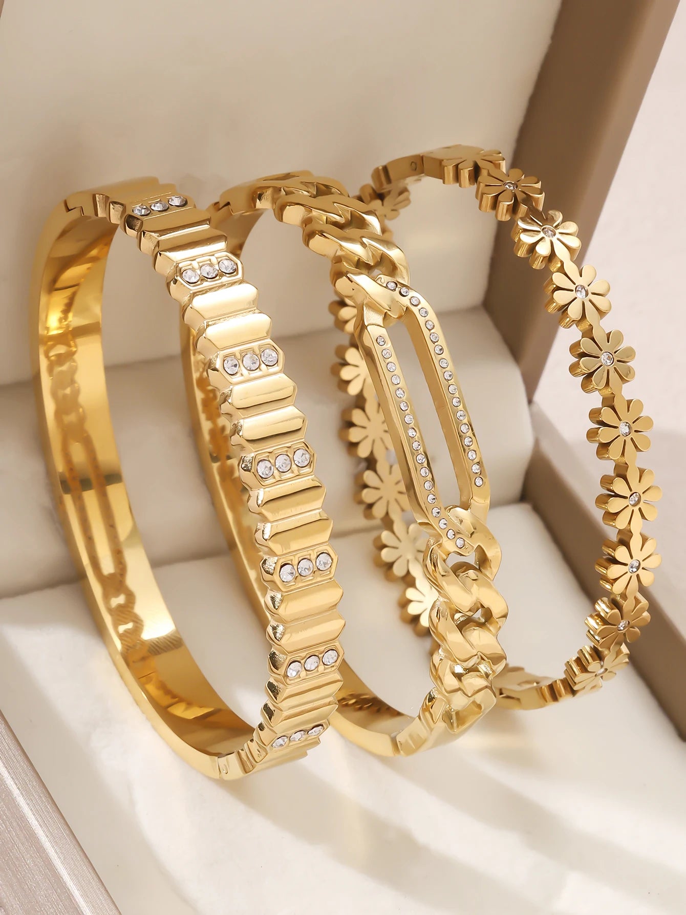 1 Stück/Set Damen Hochzeitsschmuck Party Feiertag Valentinstag Geschenk Edelstahl Armband 18K vergoldet Armband