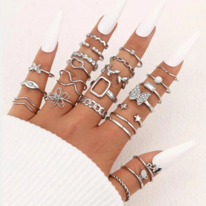 Vintage Irreguläres Ring-Set für Frauen Böhmische Goldfarbe Schmetterling Schlange Herz Geometrische Ringe Retro Boho Mode Schmuck Geschenk