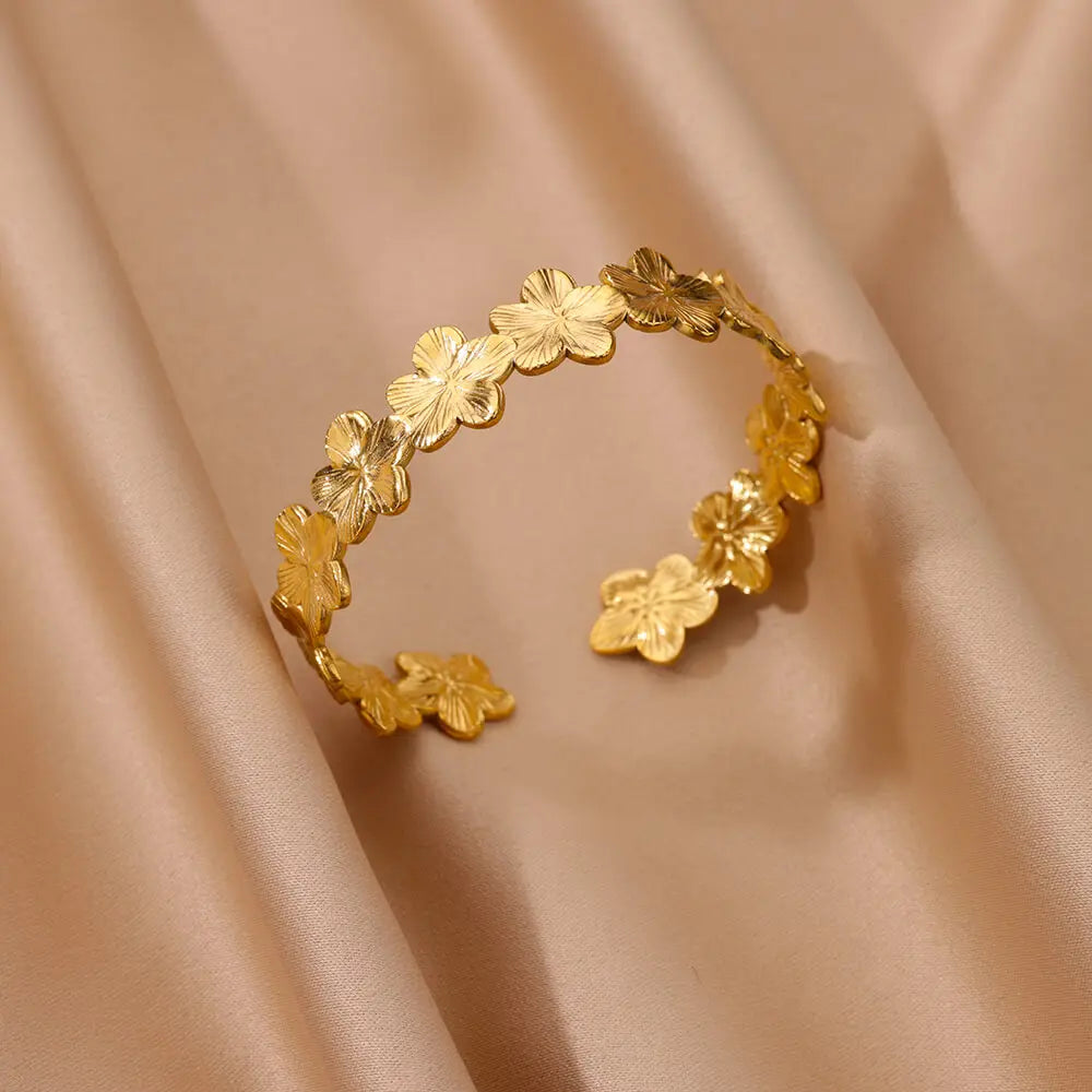Vintage Blumenarmreifen für Damen Goldfarbene Edelstahl Blumenarmreifen Armbänder Damen Schmuck Party Geschenk Pulseras