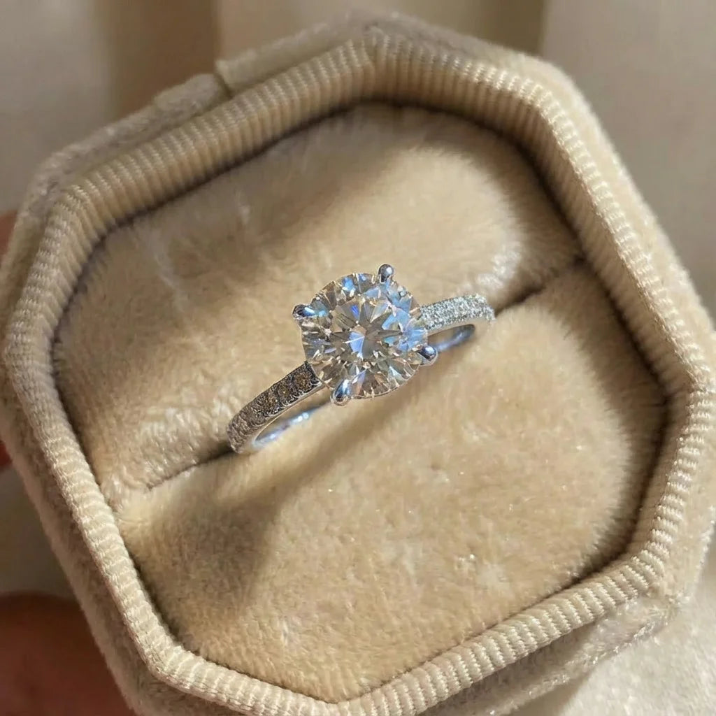 925 Sterling Silber Wunderschöne glänzende Zirkon-Rundringe für Damen Jahrestag Heirat Luxus Hochwertiger edler Schmuck Geschenk
