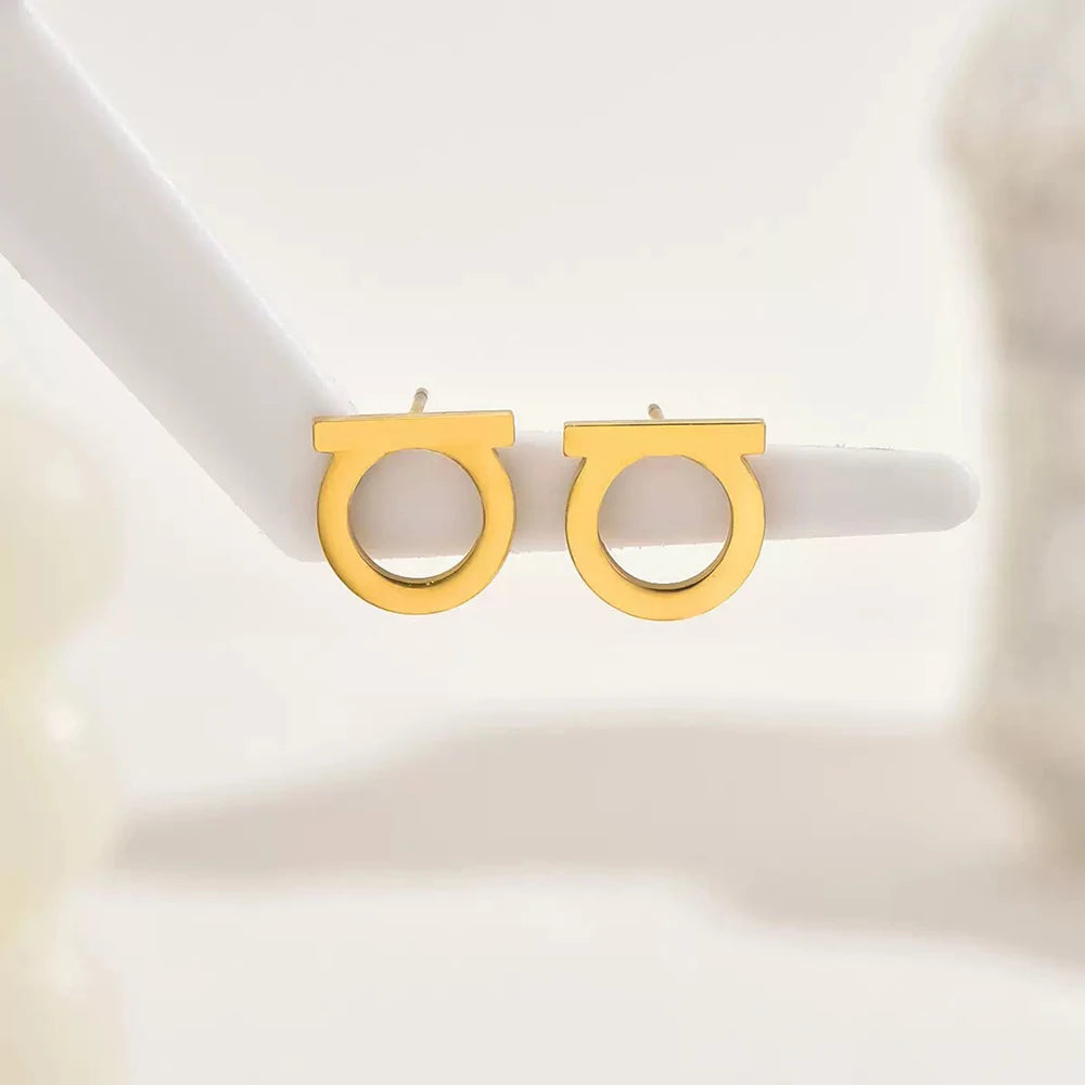 DOTIF Edelstahl, schlichtes, personalisiertes Design, leichte Luxus-Ohrringe, weibliche D-Buchstabe, modischer Pendler-Ohrschmuck, Partygeschenke