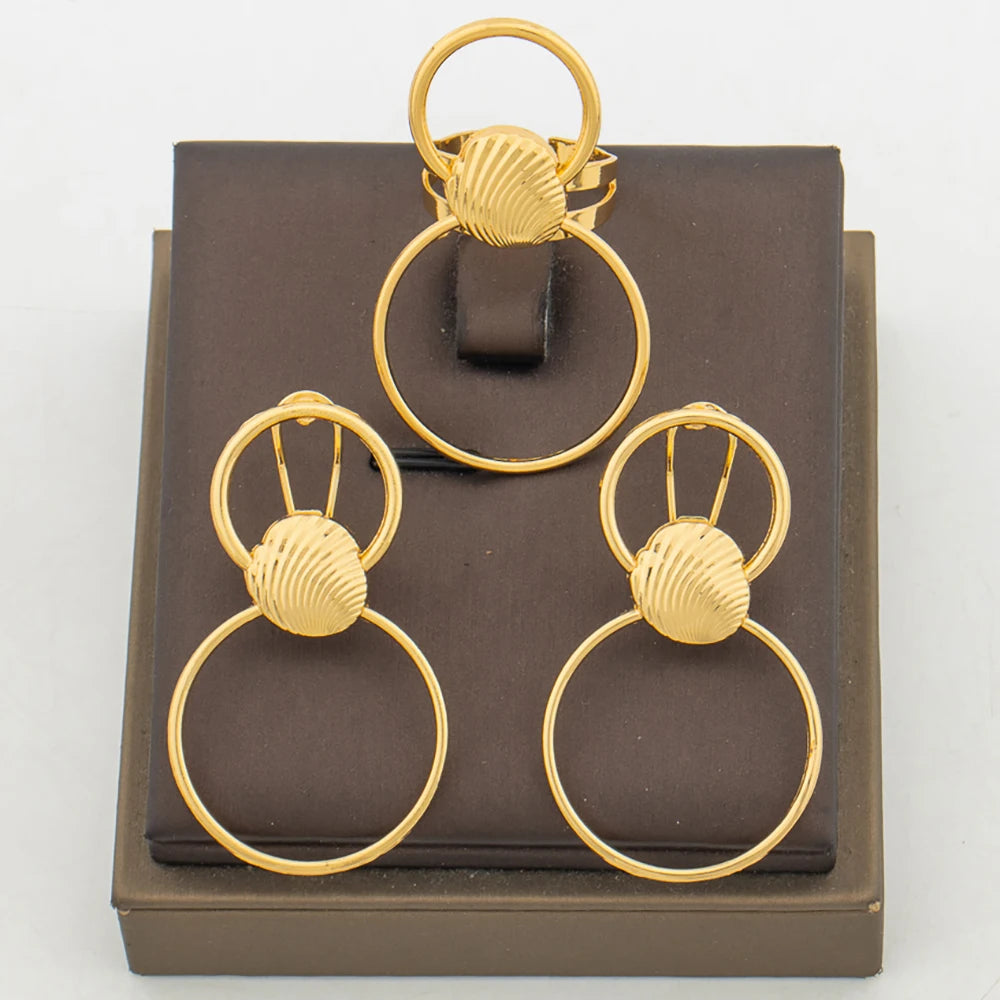 Wunderschöne Ohrringe mit Ring-Set für afrikanische Bräute, 18 Karat Goldfarbe, Clip-Ohrringe und Fingerring, elegante Dubai-Schmuck-Accessoires