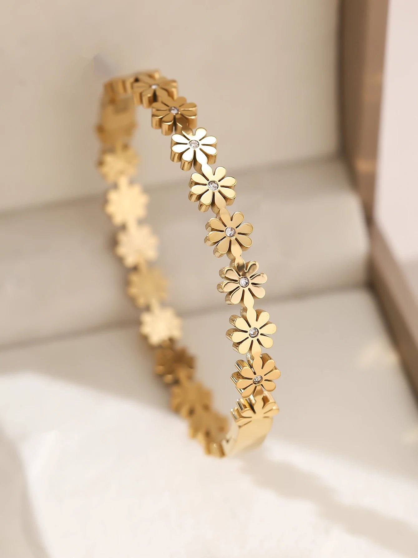 1 Stück/Set Damen Hochzeitsschmuck Party Feiertag Valentinstag Geschenk Edelstahl Armband 18K vergoldet Armband