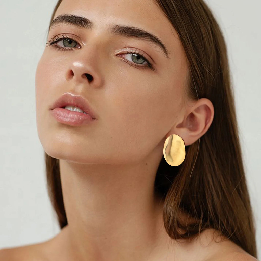 Pendientes de tuerca ovalados irregulares elegantes de acero inoxidable grande mate para mujer