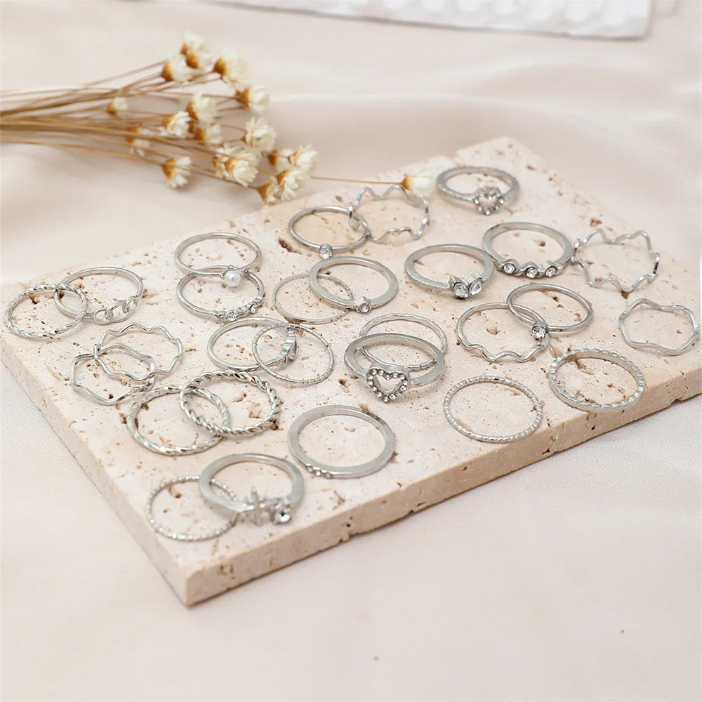 28tlg. Modisches geometrisches Knöchelringe-Set für Damen Kristall Herz Gold Silberfarbene Ringe Mädchen Party Schmuck Zubehör