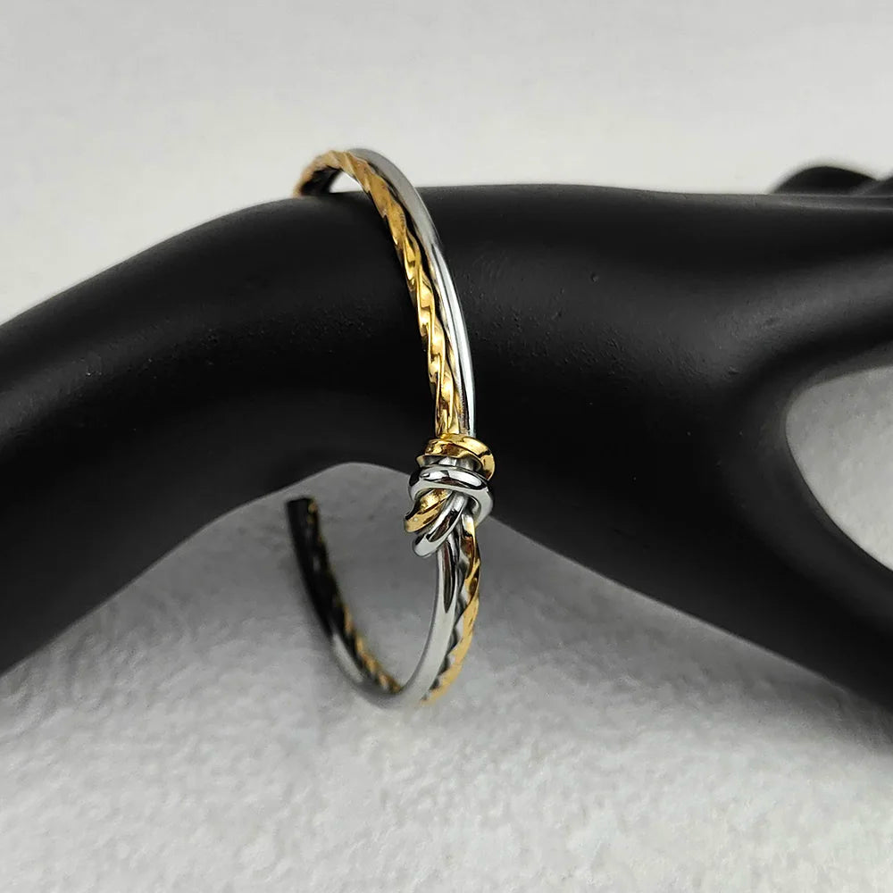 Damen Armreifen Gedrehte Wickelknoten Armband Punk Edelstahl Schmuck für Männer Frauen Arm Manschette Armbänder Armreif Accessoires