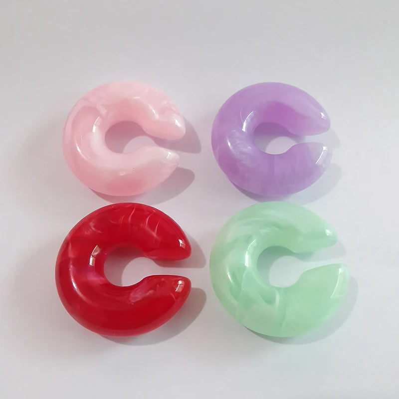 Fashion 4-teiliges C-förmiges Acryl-Ohrclip für Frauen Einfarbig Gold Silber Farbe Ohne Piercing Runde Ohrringe Punk Damenschmuck
