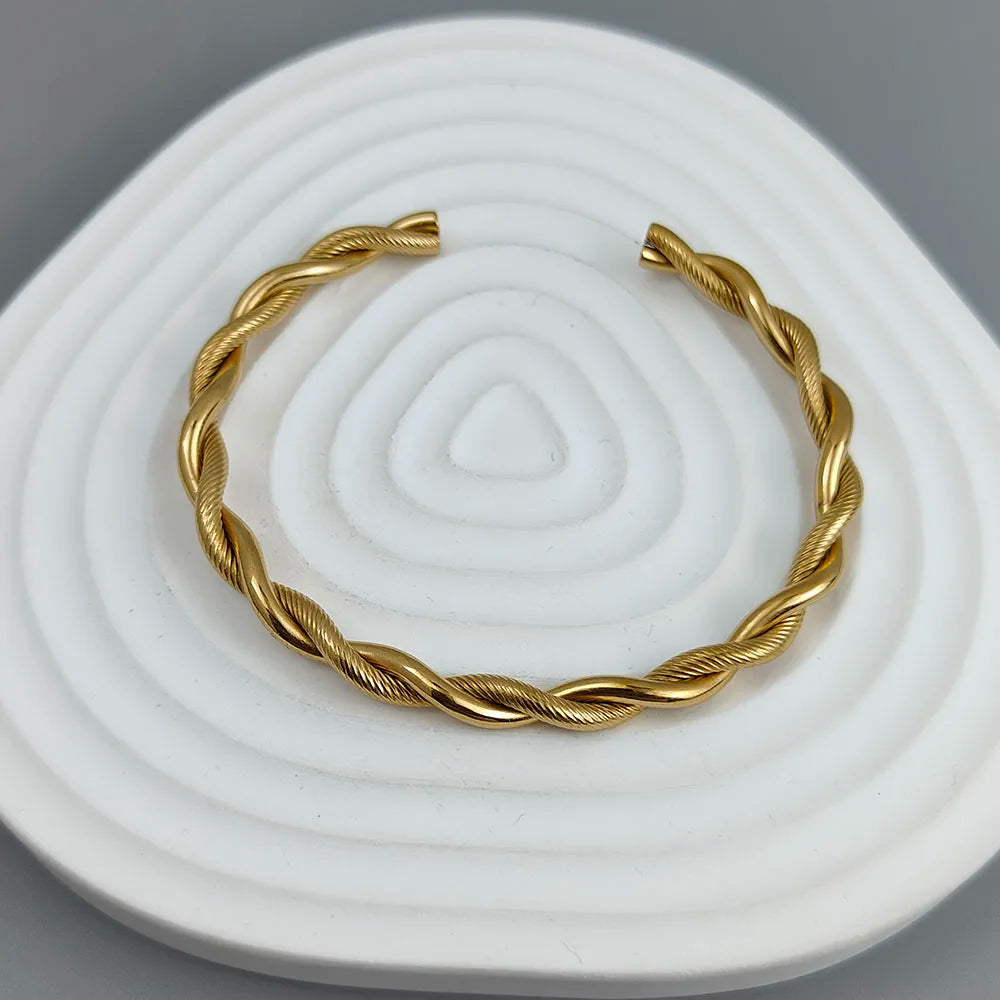 Neues doppelreihiges, drahtgewickeltes, vergoldetes 18K Edelstahlarmband, hochwertiger wasserdichter Silberschmuck, Geschenk für Paare