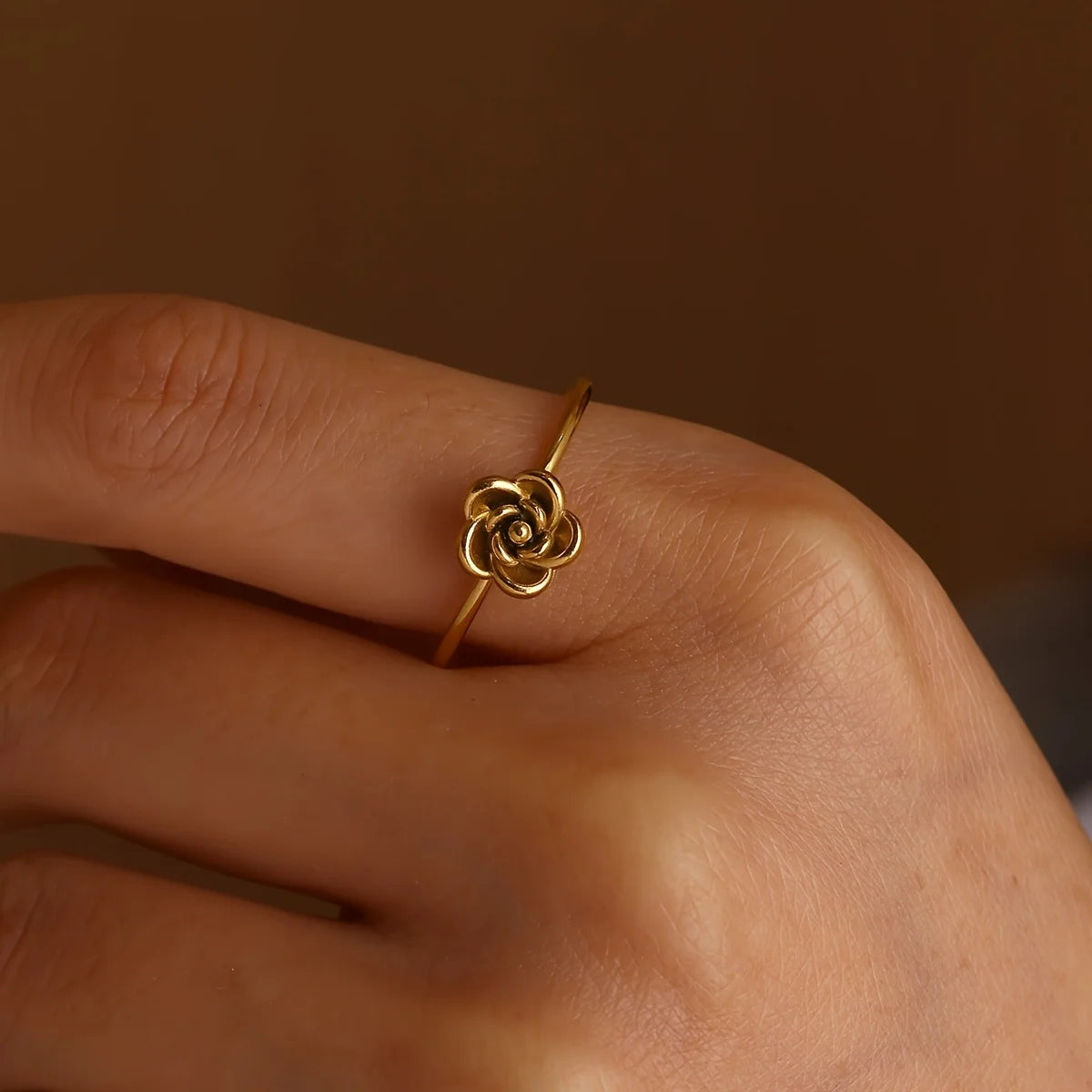 Elegante Edelstahl Big Bloom Blumenringe für Frauen Goldfarbe Sonne Seestern Offener Ring Fingerschmuck Hochzeit Ihr Geschenk Punk
