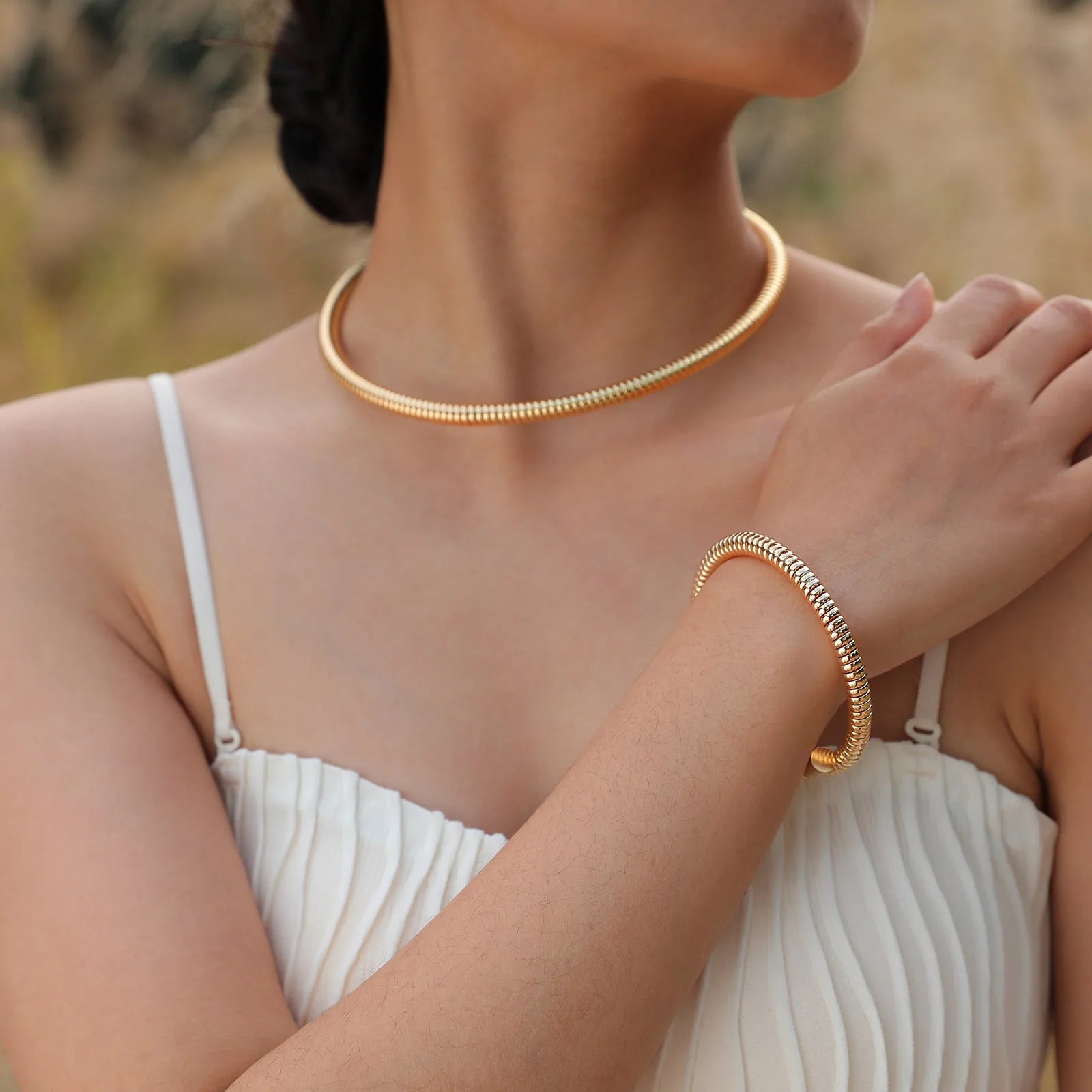 Women Torques Necklace, Adjustable Open Choker Snake Collar Stretch Statement Jewelry