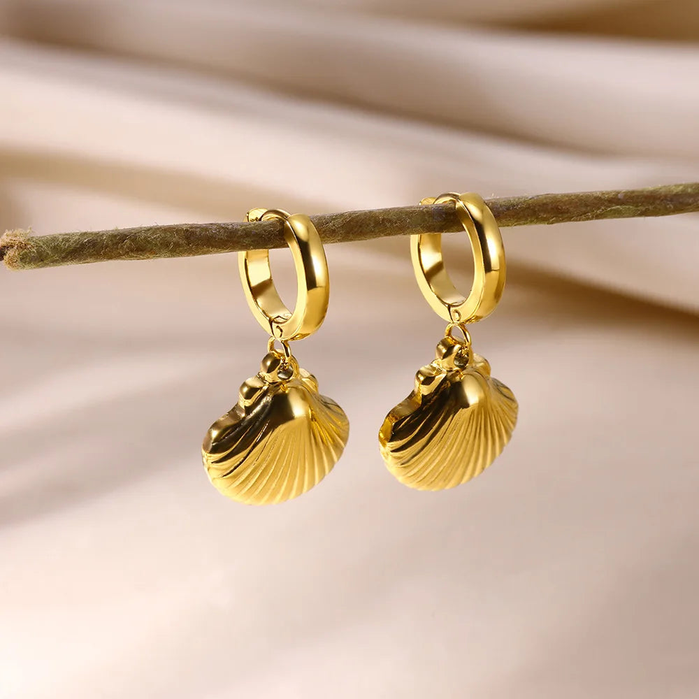 Vintage Seestern Muschel Creolen für Damen Goldfarben Edelstahl Ozean Muschel Ohrring Wasserdichter Hochzeitsschmuck Geschenk