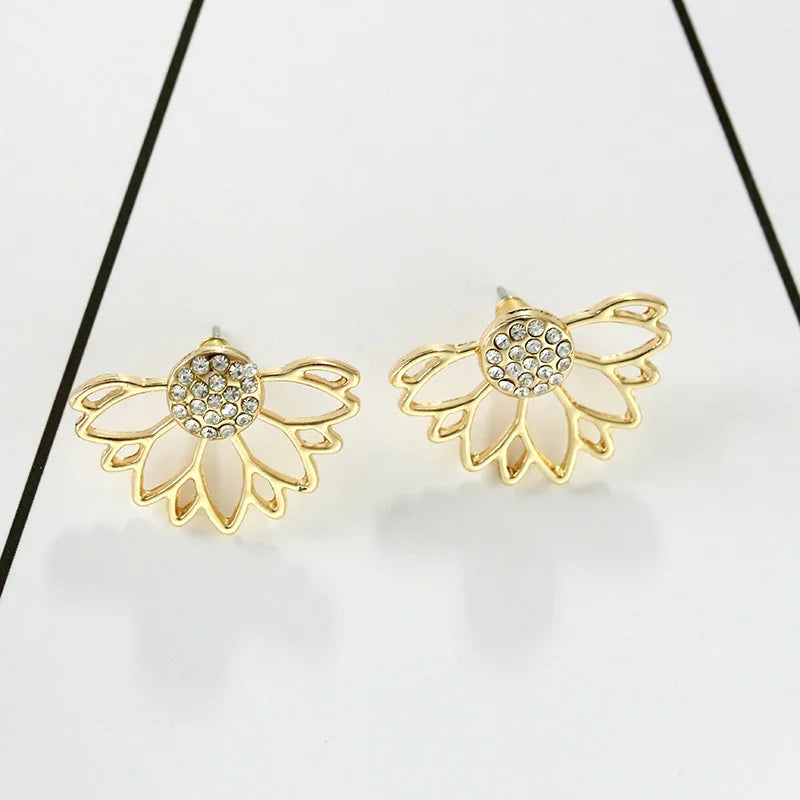 Pendientes pequeños coreanos con forma de margarita dulce para mujer, con circonitas, diseño de flores, pendientes de moda para niñas, regalo de joyería para fiesta