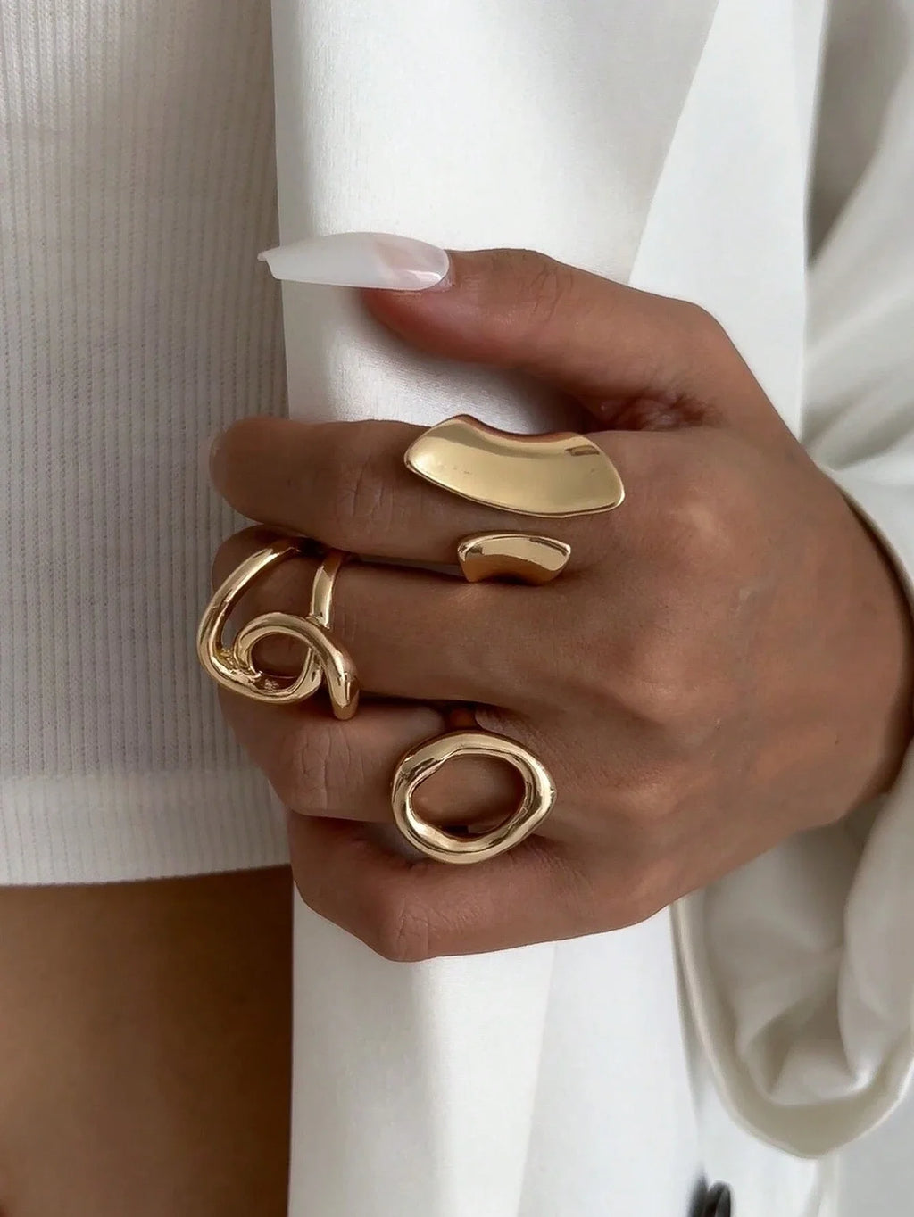 3-teiliges Retro Punk Übertriebenes Asymmetrisches Ring-Set für Frauen, modisch, minimalistisch, geometrisch, hohl, rund, einzigartiges Design, Ringschmuck