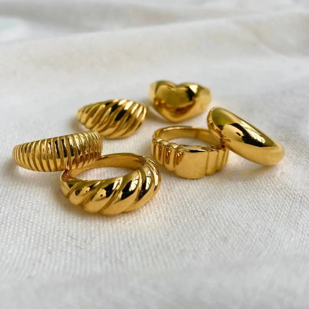 Wasserdichter Edelstahlring für Damen, lichtechter Herzring, stilvolle Metallringe, einfacher neuer Schmuck, Großhandel, Dropshipping