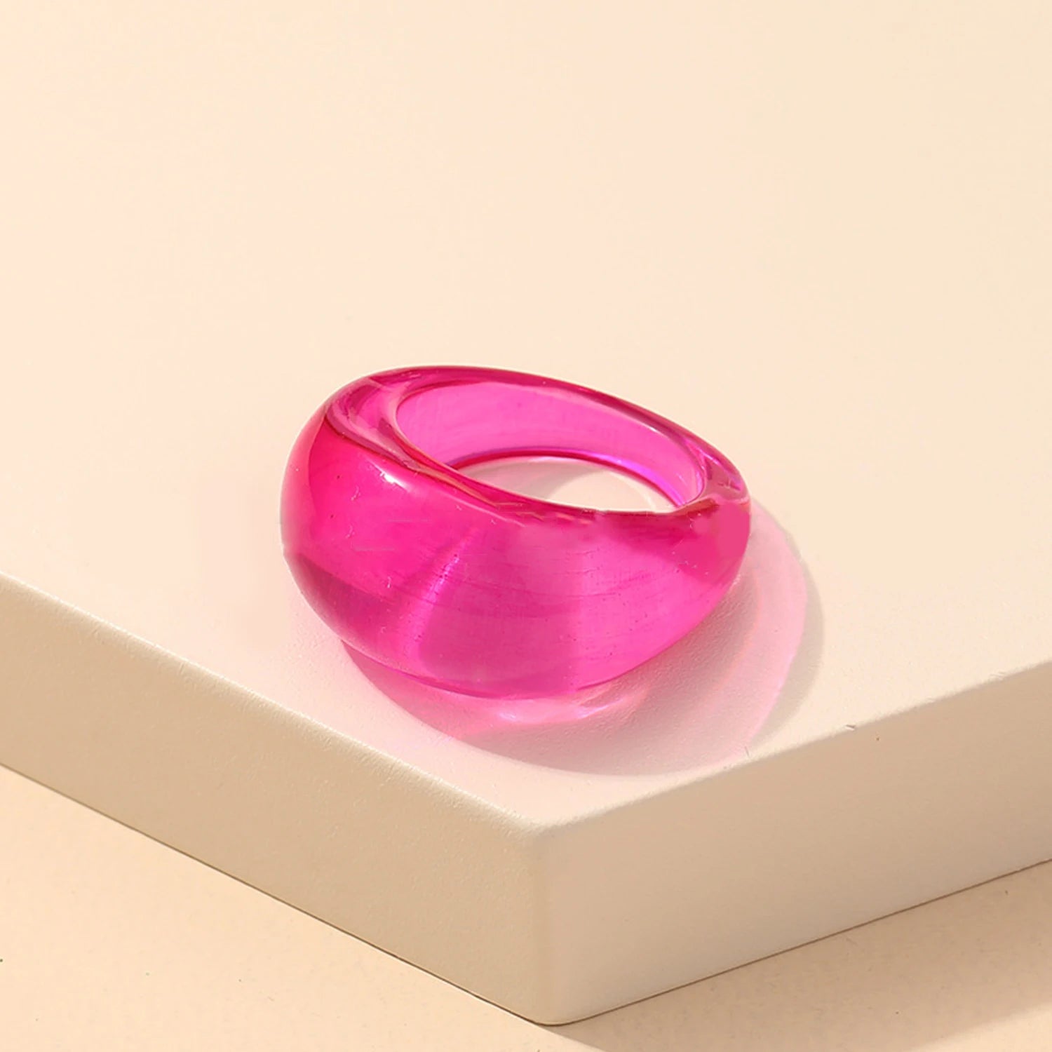 Neue koreanische bunte Acrylringe Vintage runde Ringe für Frauen Große Kpop-Fingerringe für Mädchen Punk-Harzringe Modeschmuck