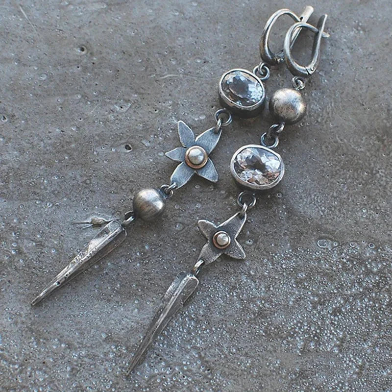 UK dreiteiliges Boutique-Mode-Set süßes, elegantes Perlen-Mehrschicht-Halsketten-Ohrring-Armband-Set individueller Schmuck