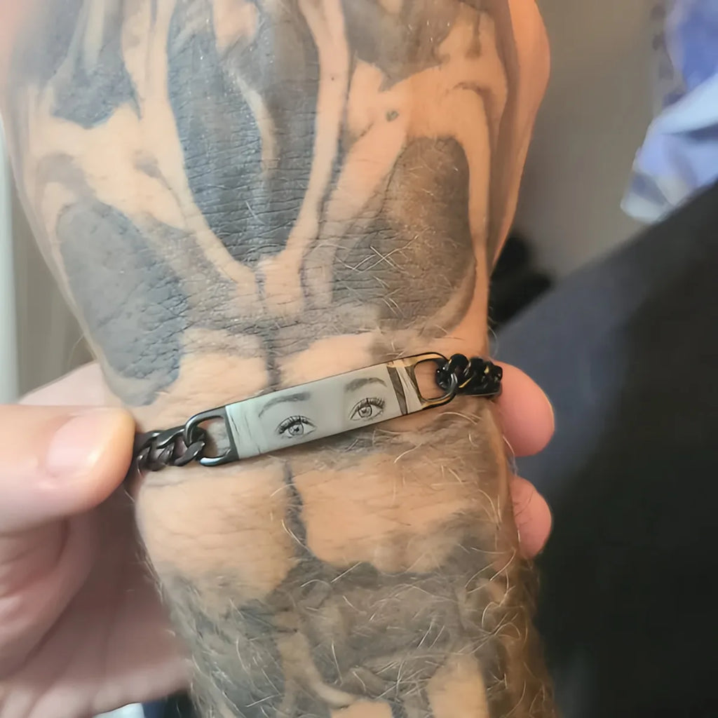 Personalisiertes Armband aus Edelstahl für Damen und Herren mit realistischer Augen-Gravur – flippiger Schmuck für Paare mit Foto