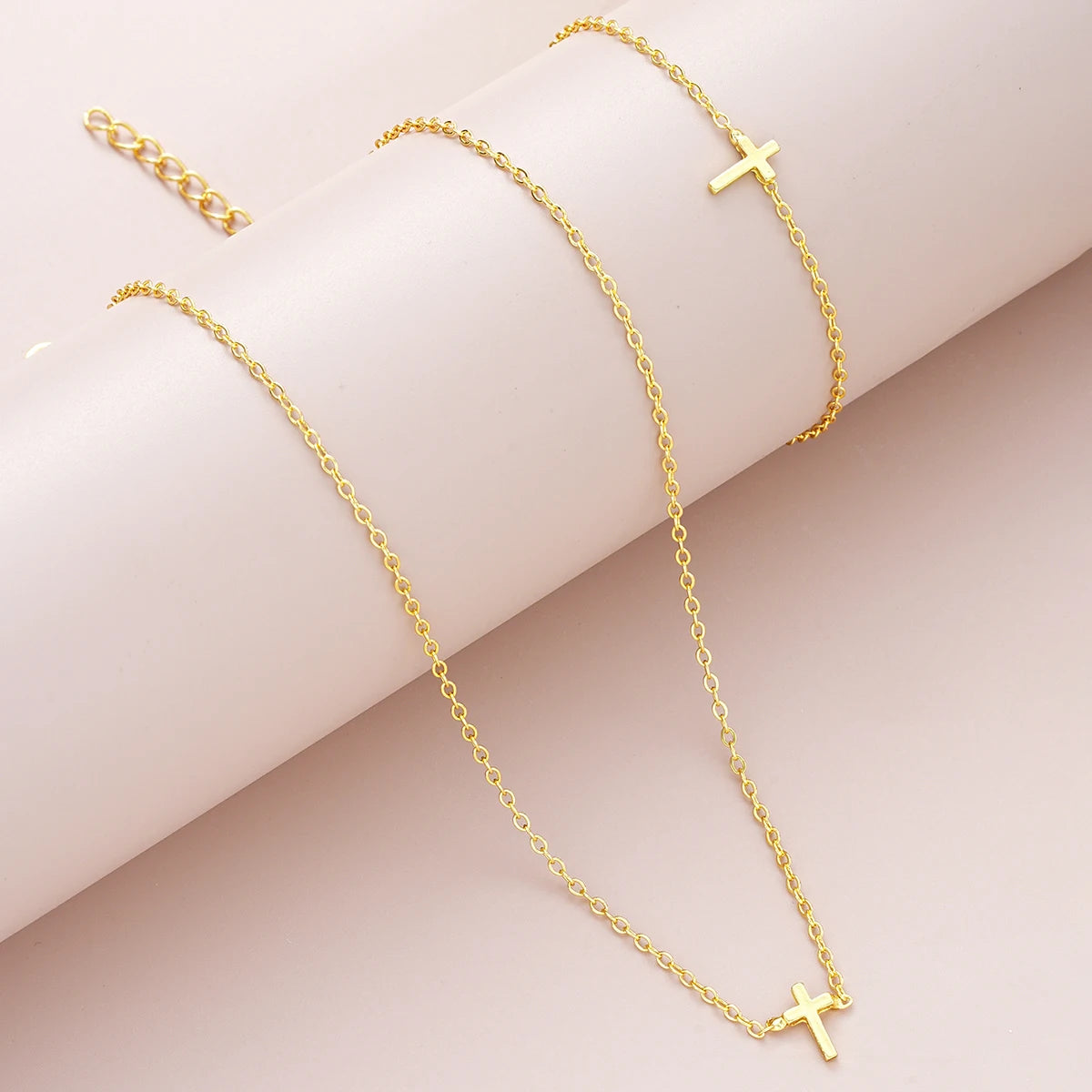 2 Stück Exquisites Goldfarbenes Böhmisches Schmuckset für Frauen Mode Perlenkreuz Anhänger Halskette Armband Set Lässige Schmuckgeschenke