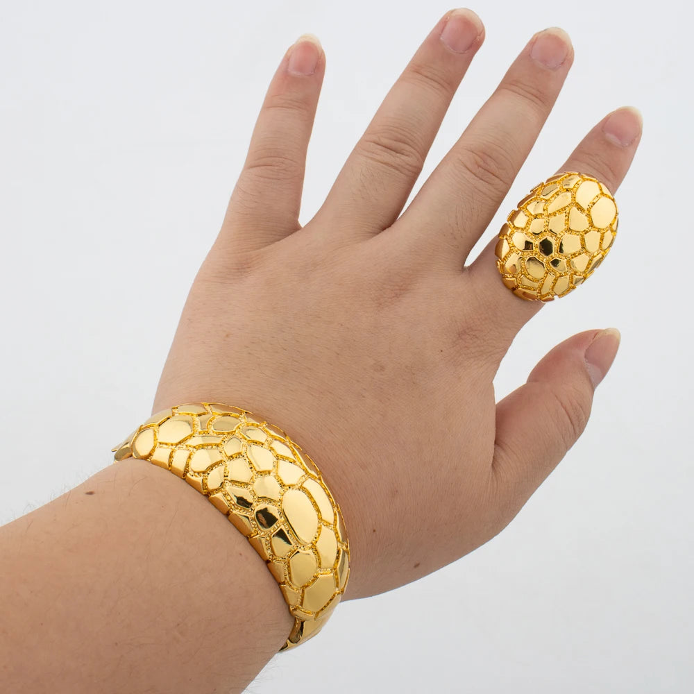 Leoparden-Design Armreif und Ring Schmuckset Vergoldet Afrikanisches Armband Verstellbarer Ring Hochzeiten Brautschmuck Accessoires