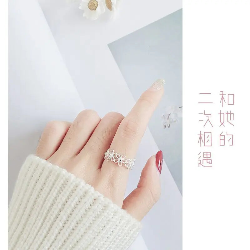 Neu in 925er Sterlingsilber Hohle Blumen verstellbare Ringe für Frauen Verlobung Damenringe Vintage Luxus Schmuck