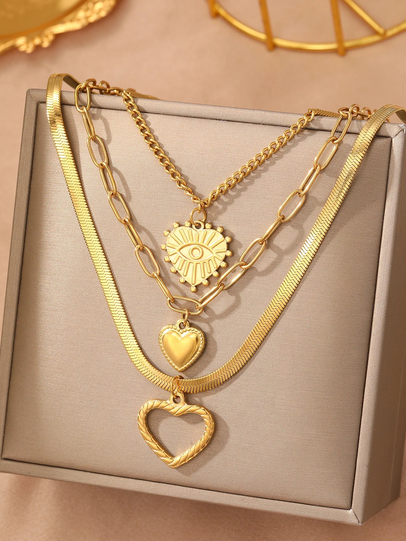 Stainless Steel Necklace Vintage Noble Texture Unique Heart Pendant Multi-style Chain Fine Necklace For Women Jewelry Party Wear