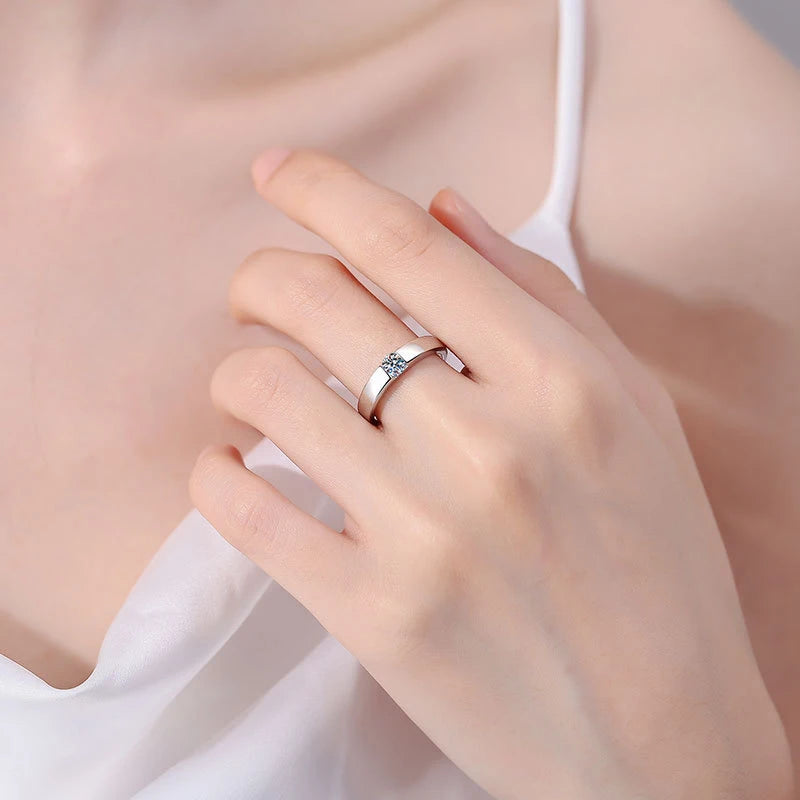 NeeTim 4mm D Farbe Moissanit Ring für Paare Frauen Männer 925 Sterling Silber Labor Diamant Verlobungs Eheringe Schmuck Bänder
