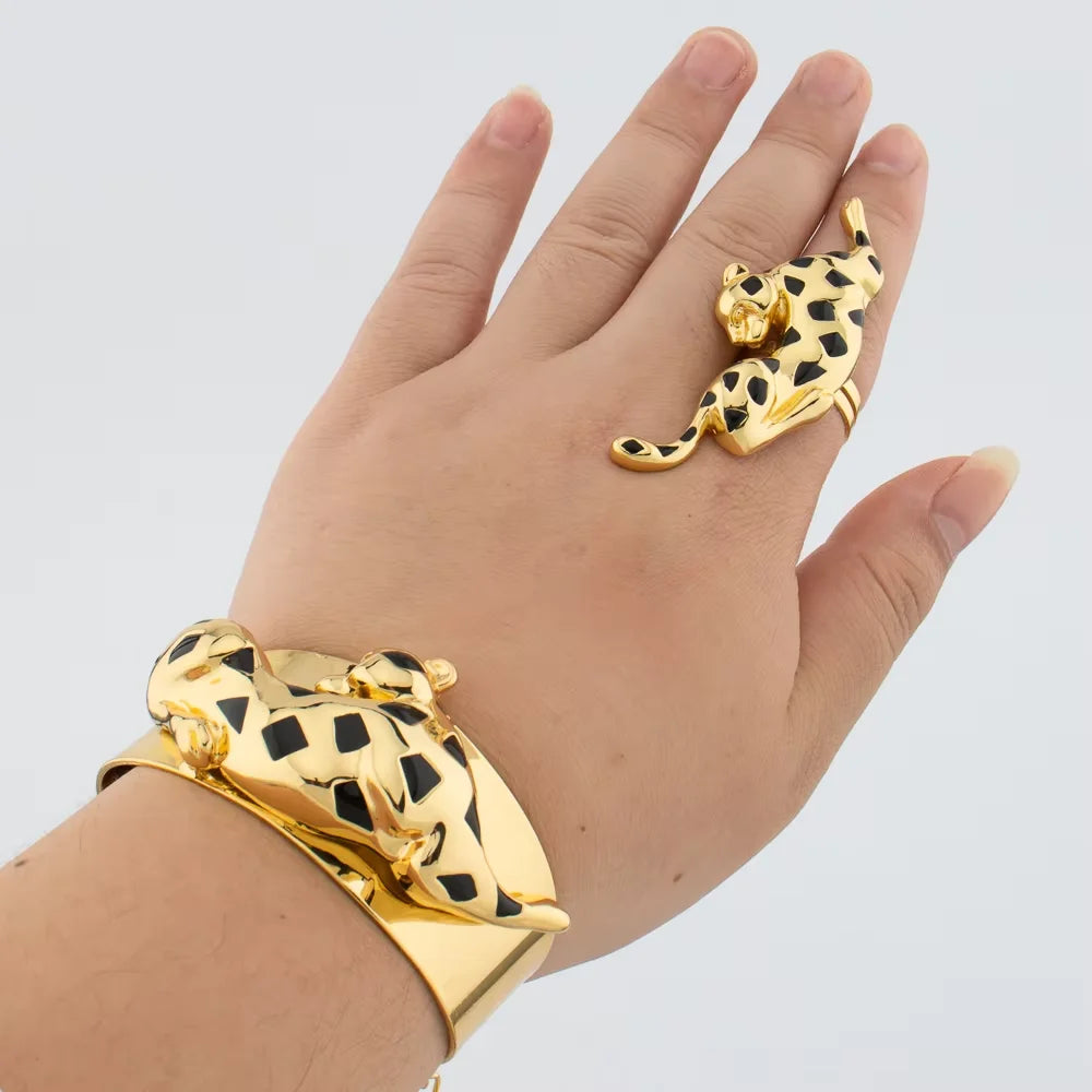 Damen Schmuckset Afrikanische Mode Leopard Halskette Ohrringe 18K vergoldet Tierform Armband Ring Kupfer Dubai Schmuck Geschenk