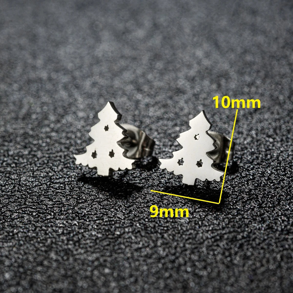 High Quality Stainless Steel Stud Earrings Girl Snowflake Elk Deer Silver Color Tragus Piercing Women'S Earrings Christmas Gifts