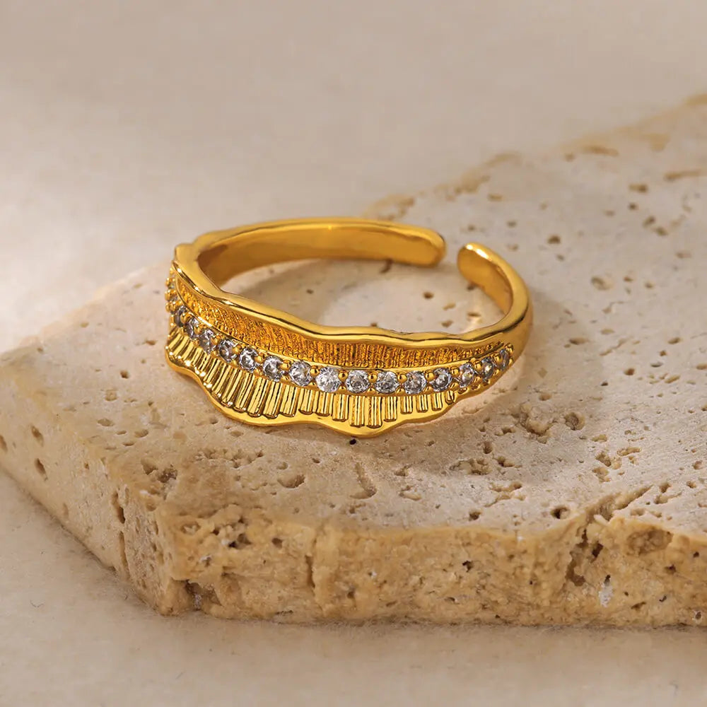 Goldfarbene Edelstahl Geometrische Ringe für Frauen Zirkon Herz Sonne Mond Offener Ring Mode Ästhetischer Schmuck Hochzeitsgeschenk