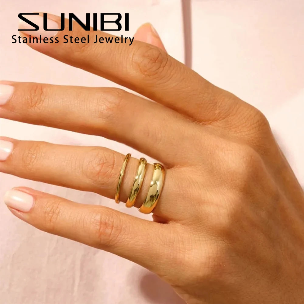 SUNIBI Minimalistische Damenringe aus Edelstahl, dünne klassische Combo Dome Stacking Stahl Eheringe Geschenk Goldfarbe Schmuck