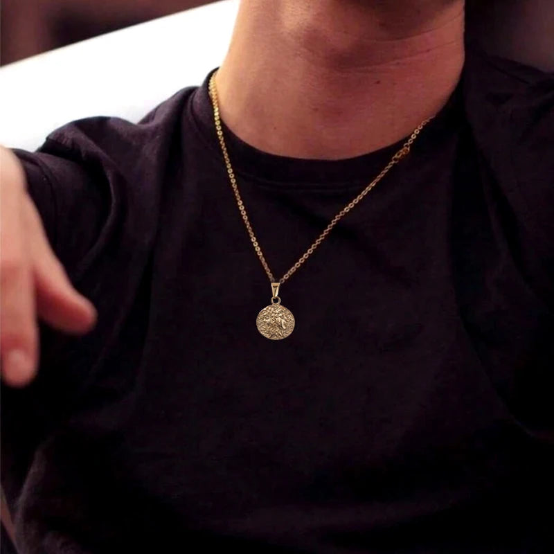 Collar con colgante de doble cara con cabeza de Jano de Zeus y Hera hecha a mano, chapado en oro de 18 quilates, mitología griega, regalo de joyería