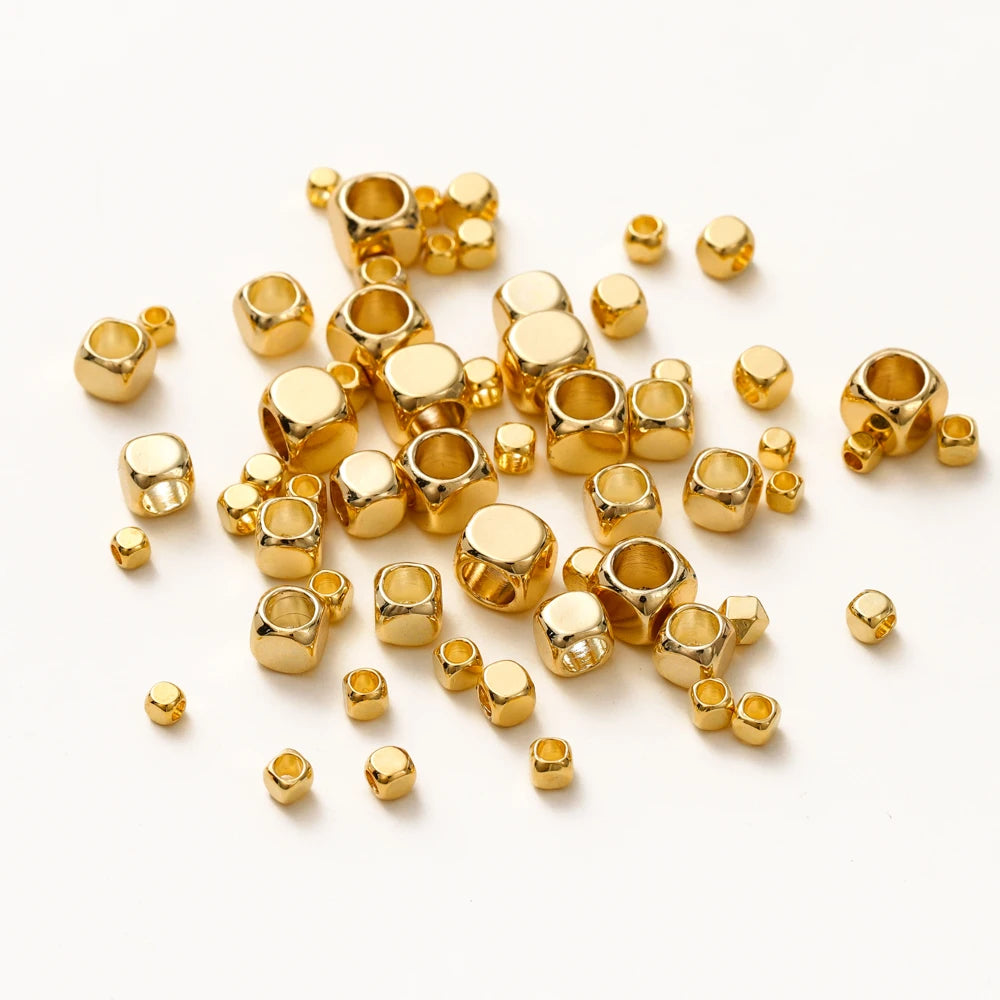 50 Stück/Los 14K 18K Gold Messing Würfel Vierkant Spacer Beads Lose Charm Perlen für DIY Armbänder Halskette Schmuckherstellung Zubehör